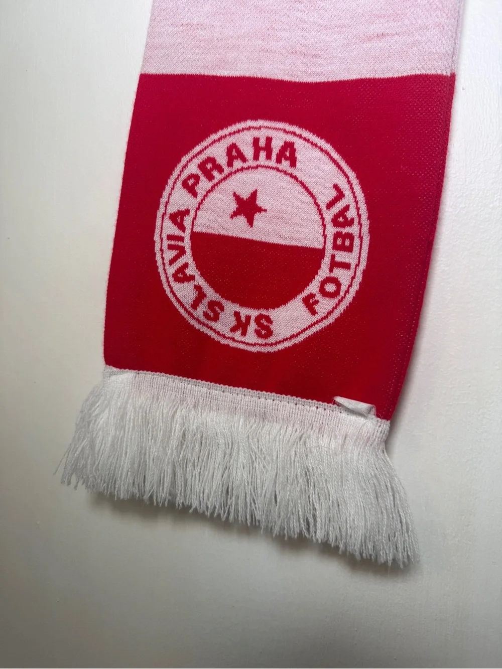SK Slavia Praha Red & White Striped Football Scarf